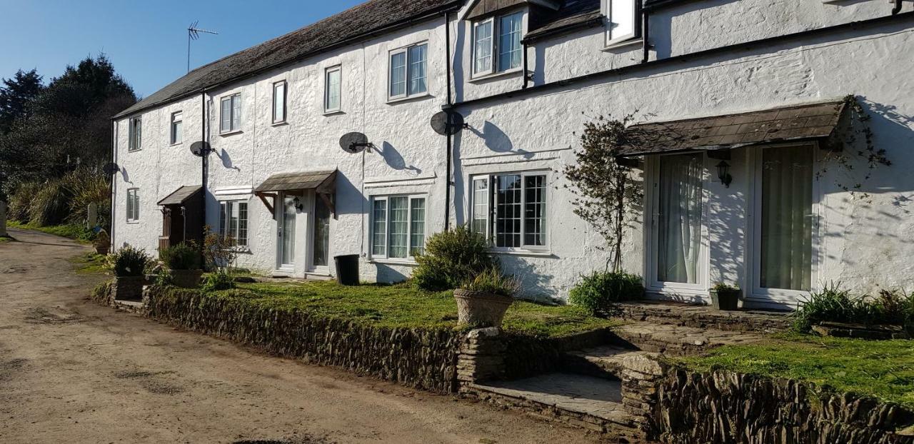 No 4 Trelawney Apartment - Onsite Bar - Restaurant - Horse Riding Menheniot Exterior foto